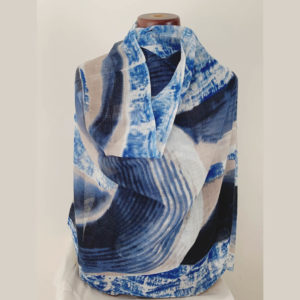 Light weight merino wool stole