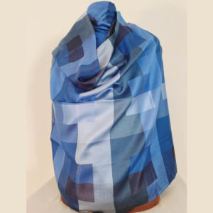 Reversible pure silk stole